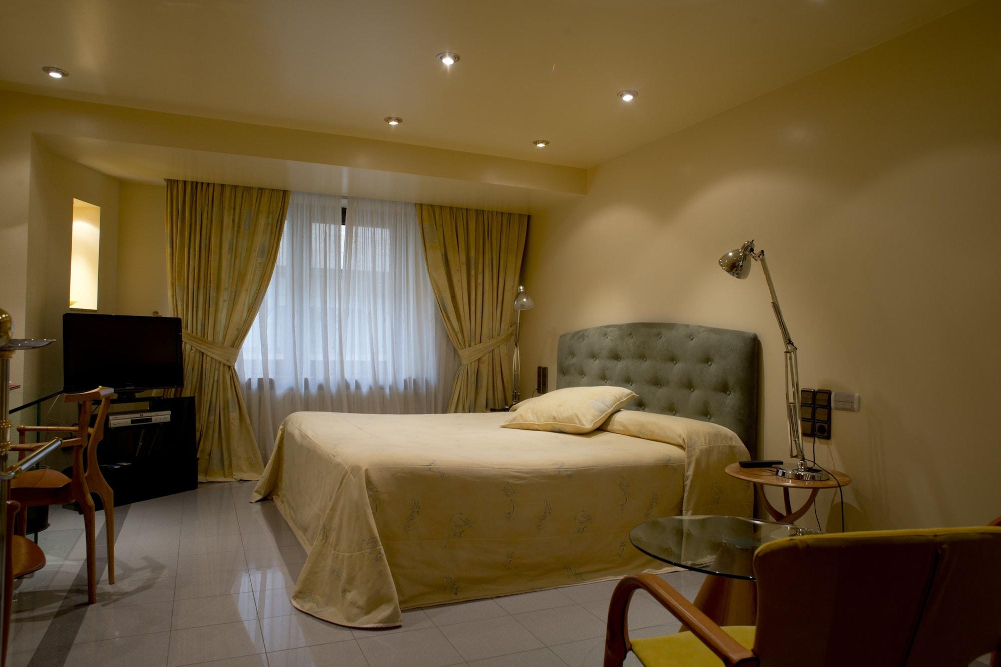 A Casa Canut Hotel Gastronomic Les Escaldes Екстер'єр фото A bedroom