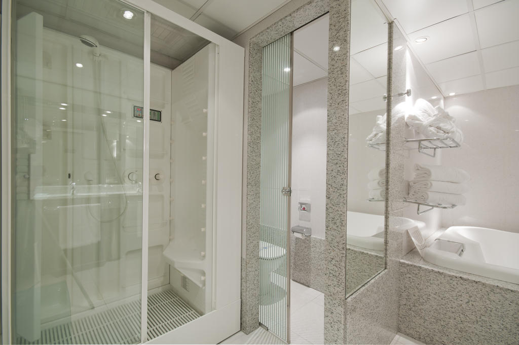 A Casa Canut Hotel Gastronomic Les Escaldes Екстер'єр фото A shower cubicle