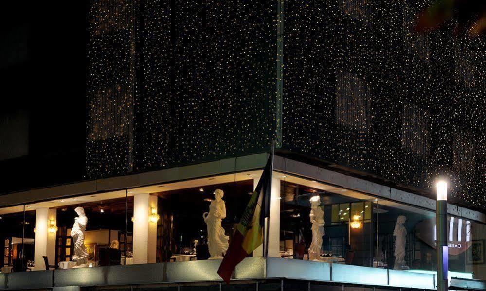 A Casa Canut Hotel Gastronomic Les Escaldes Екстер'єр фото The German Embassy in Athens